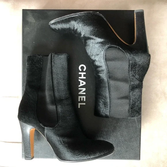 COPY - Chanel pony haired booties - Picture 2 of 8